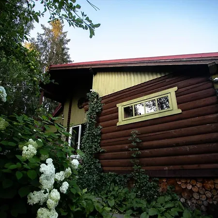 Guest house 